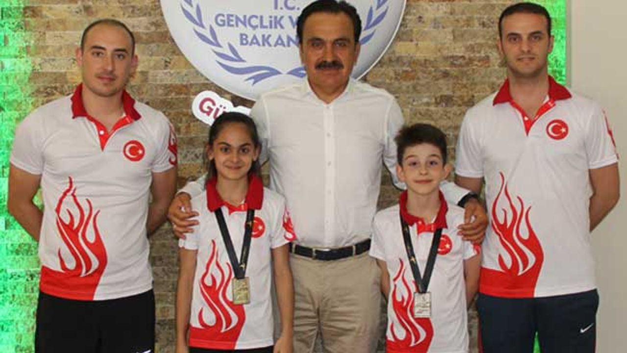 Şampiyonlar, Spor İl Müdürü Ömer Ersöz’ü ziyaret etti