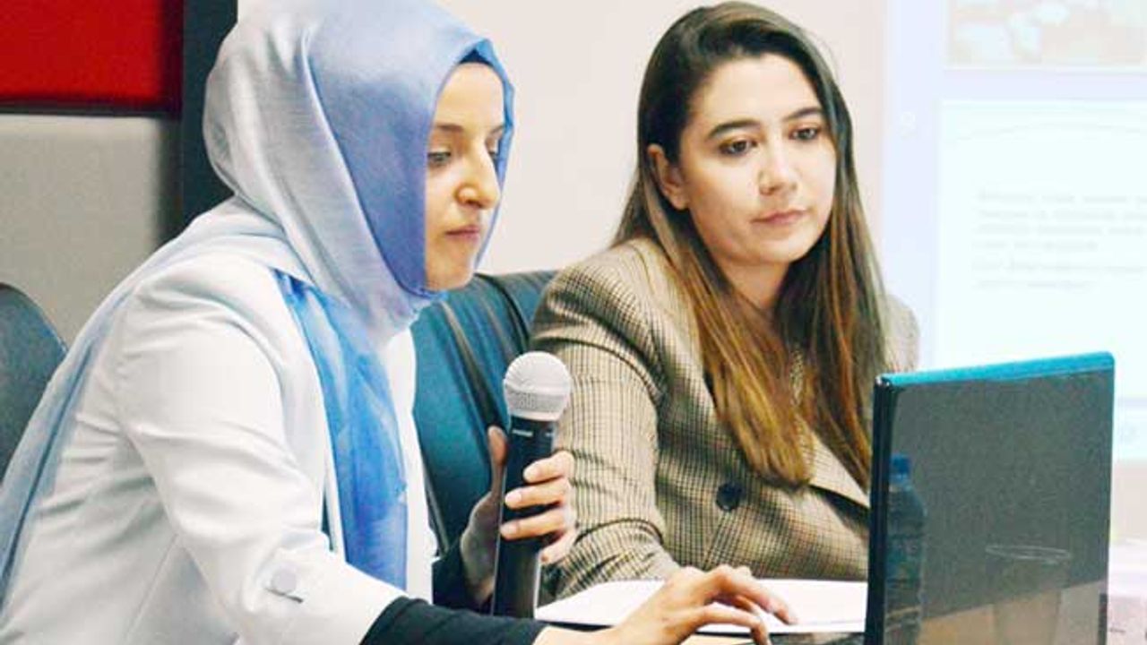 'Dede Korkut bir Türk kahramanı'
