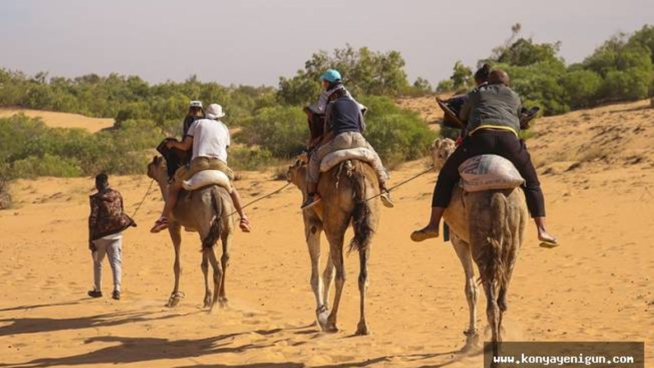 Senegal'de Atlantik Okyanusu'na komşu 'cep çölü': Lompoul