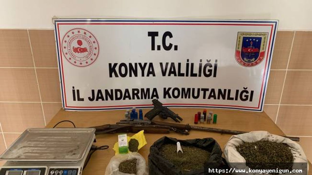 Konya'da jandarma zehir tacirlerine geçit vermiyor