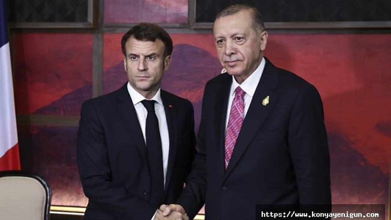 Fransa Cumhurbaşkanı Macron: Cumhurbaşkanı Erdoğan barış görüşmelerinde çok etkin rol oynuyor