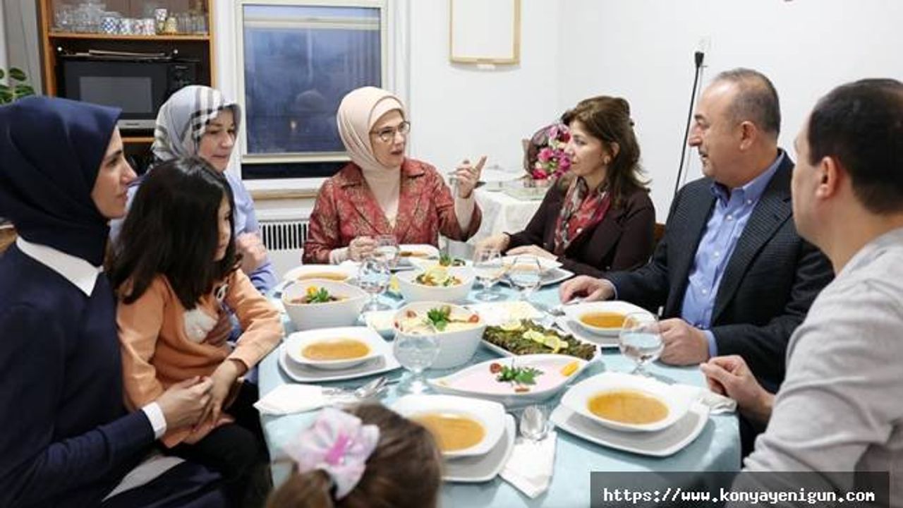 Emine Erdoğan, New York'ta Türk ailenin evinde iftar yaptı