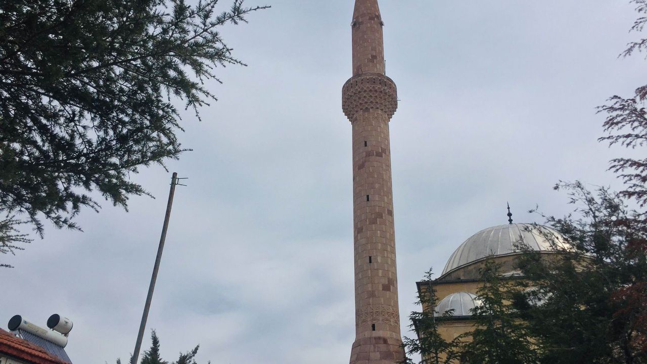 Minare onarıldı