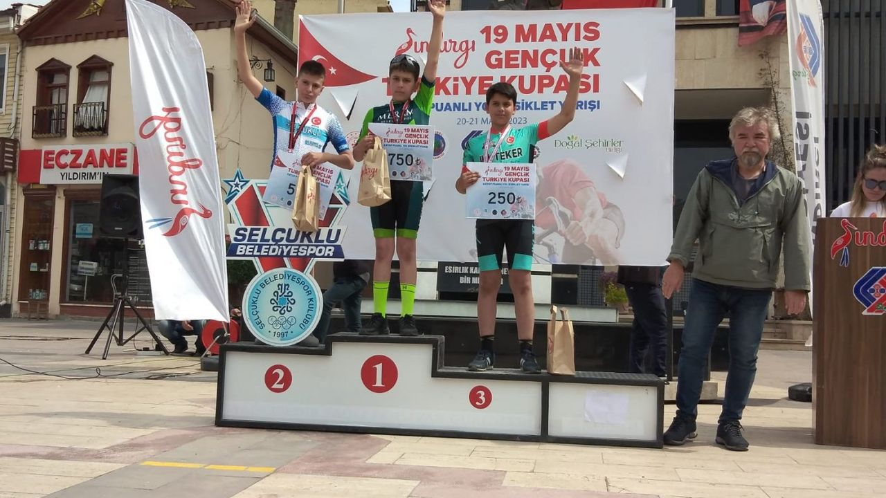 Meram Belediyespor bisiklette şampiyon
