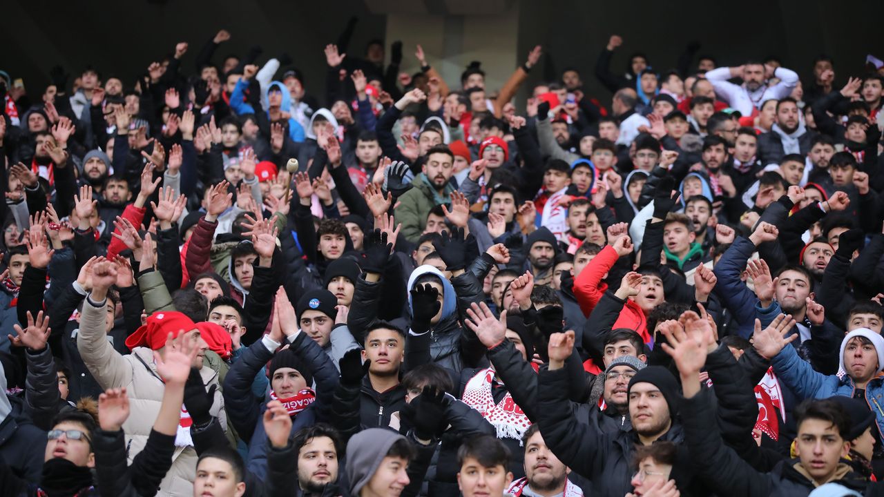 Sivasspor - Konyaspor maçının biletleri satışta