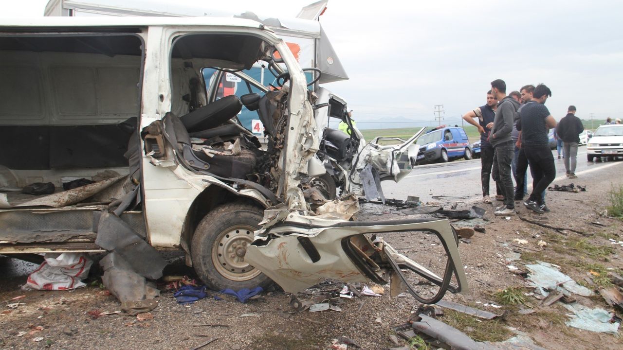 Konya'daki o kazada hayatını kaybedenlerin sayısı yükseldi!