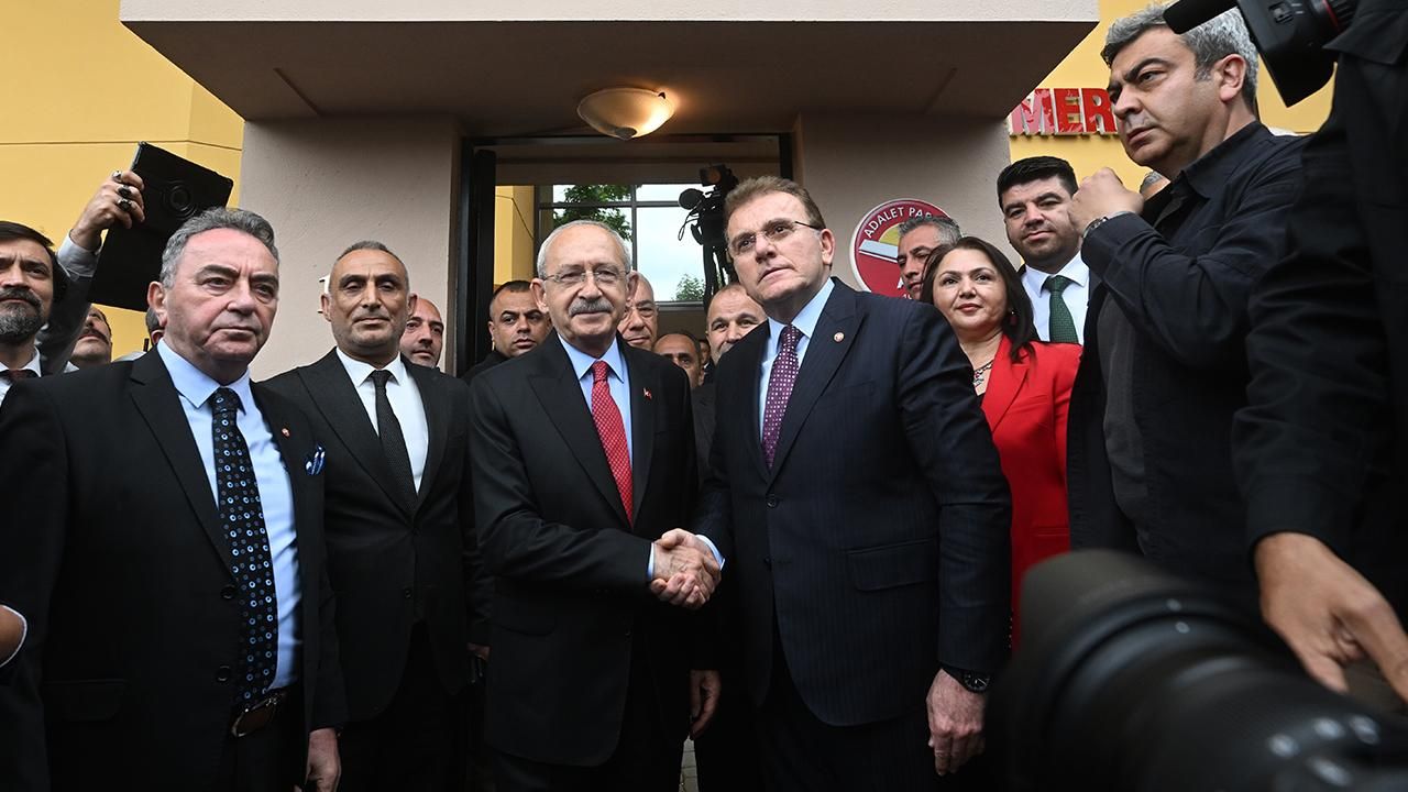 Cumhurbaşkanı adayı Kılıçdaroğlu'ndan Adalet Partisi'ne ziyaret