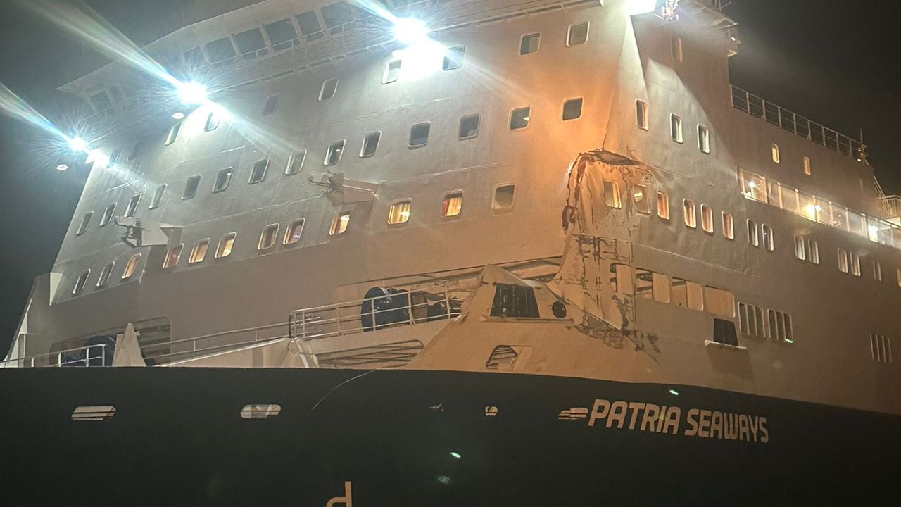 Yassıada'da iki gemi çarpıştı