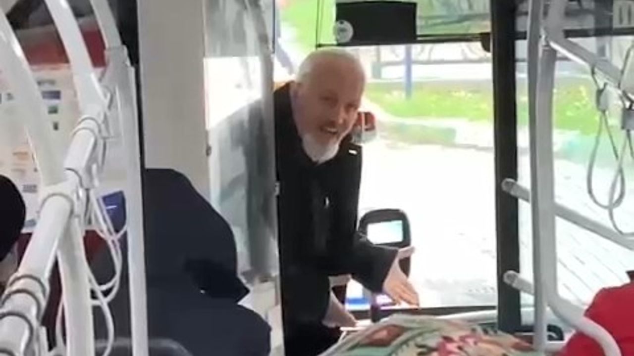 Otobüs şoförü çıldırdı!