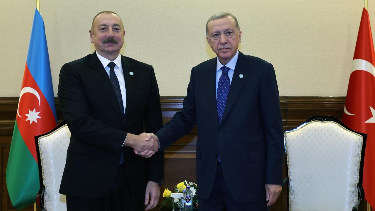 Cumhurbaşkanı Erdoğan Aliyev ile bir araya geldi