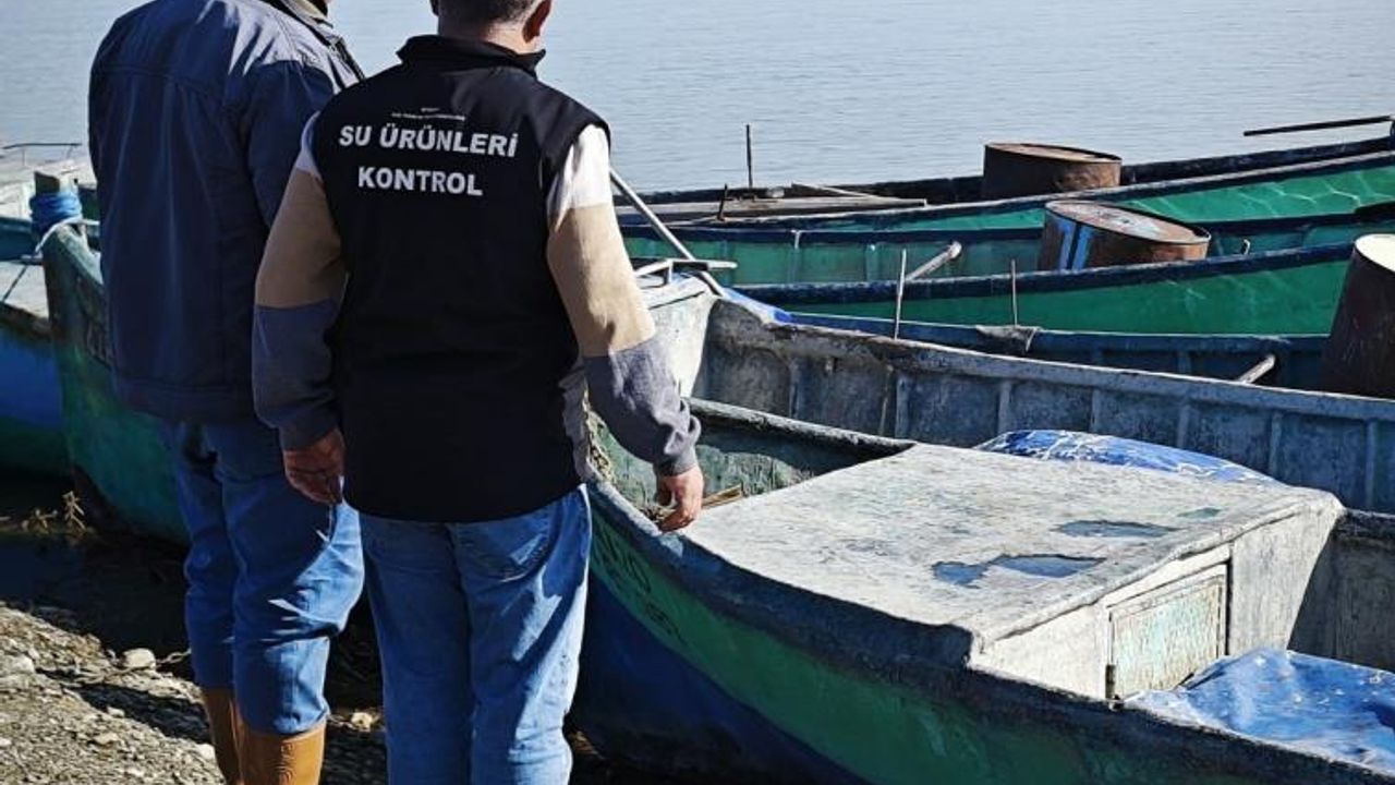 Beyşehir Gölü'nde yasa dışı av denetimleri sürüyor