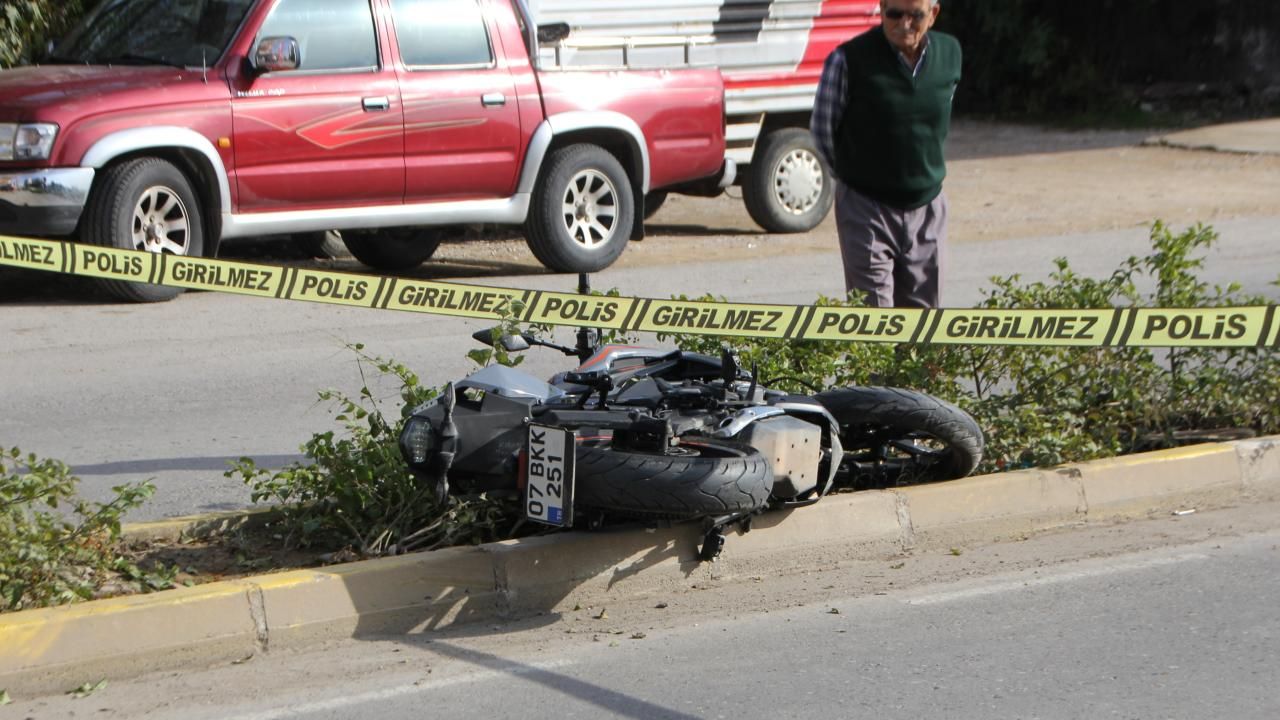 Antalya'da motosiklet kazası: 1 ölü, 1 yaralı