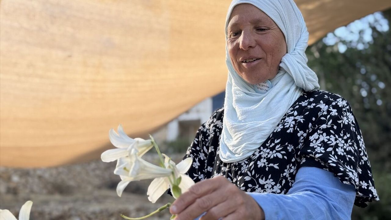 İsrail onu 'hain' sayıyor, o i̇se 'onur' diyor! Regev’in ezber bozan hikayesi