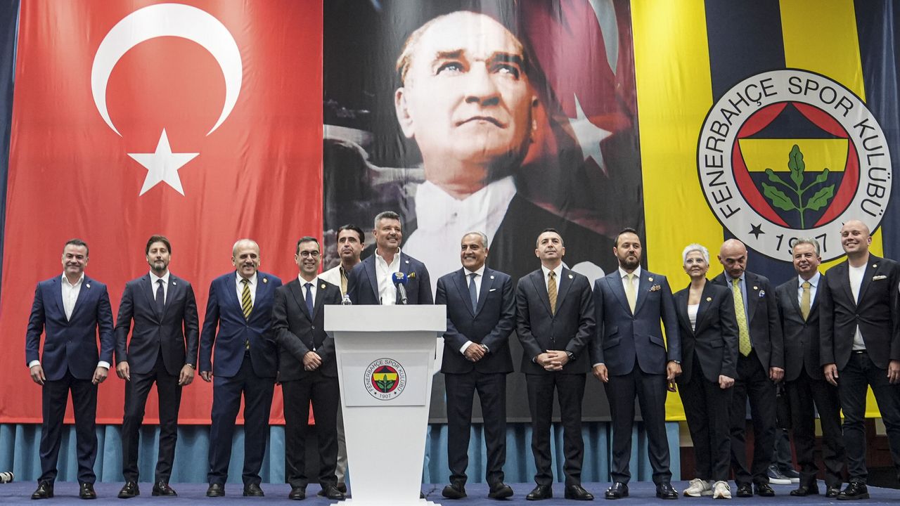Fenerbahçe’de seçim öncesi kritik buluşma: Bayramlaşma töreninde birlik mesajları öne çıktı