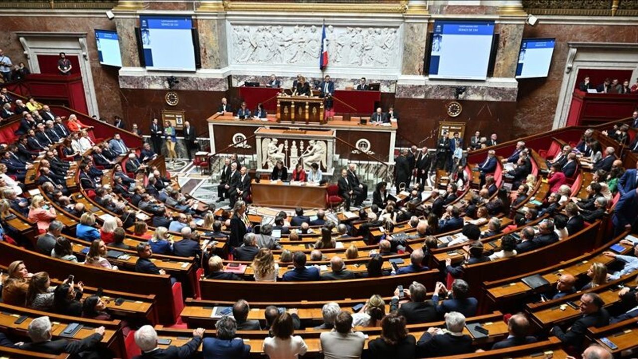 Fransa’dan yüzyıllar sonra gelen tarihi karar!