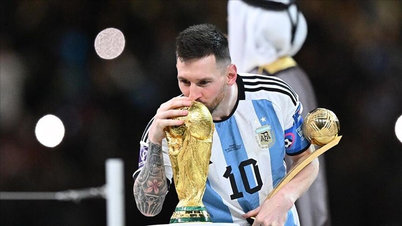 Messi Son Kez Yeşil Sahaya Çıkıyor!