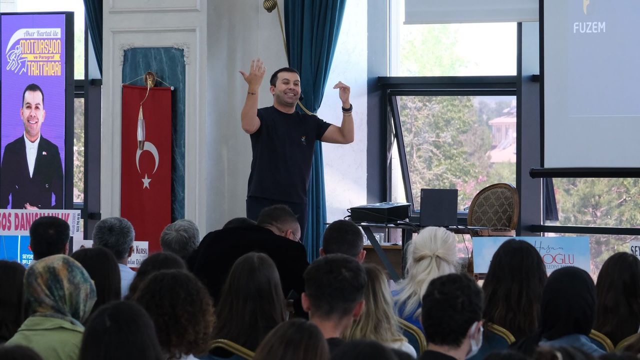 Herkes pürdikkat takip etti: Seydişehir'deki ücretsiz seminerden sınav kazandıracak altın taktikler!
