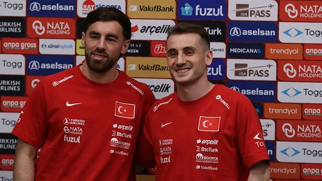 Kerem ve Orkun’dan Dünya Kupası öncesi çarpıcı iti