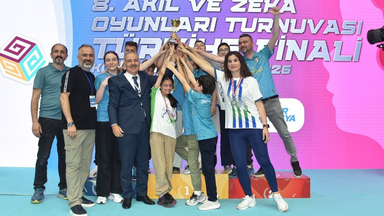 Zeka oyunlarının dev finali Konya’da yapıldı: Türkiye şampiy