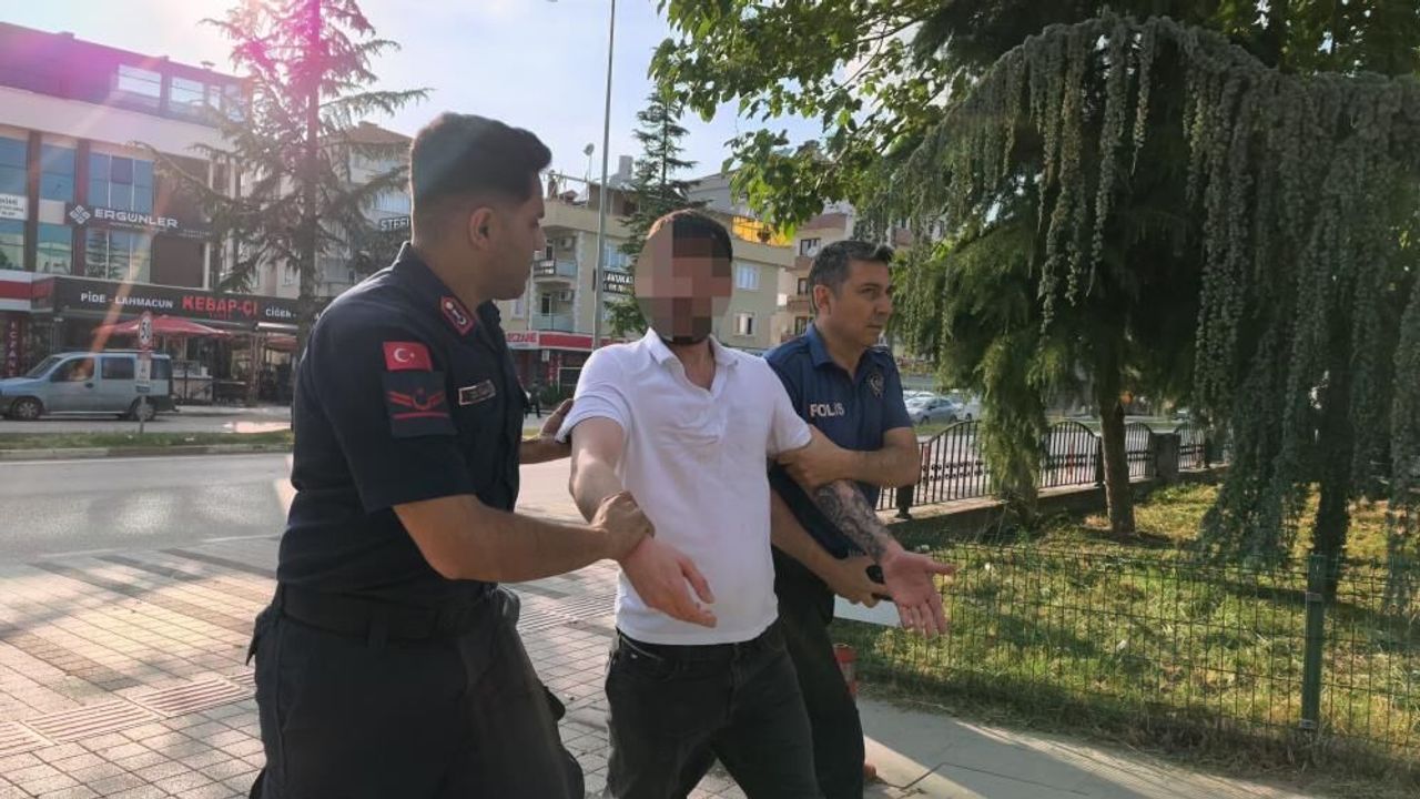 İnegöl’de GBT sorgusundan kaçan şüphelinin karakol