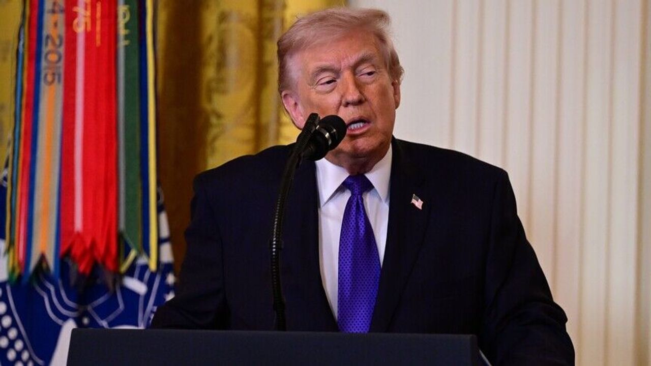 Her an imzalar atılabilir! Trump’tan gece yarısı dünyayı aya