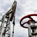 Küresel piyasalar alarm veriyor: Brent petrolün varili 100 doları aştı!