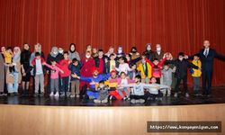 SÜ’de özel öğrenciler için tiyatro oyunu sahnelendi