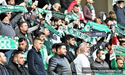 Taraftar gelmiyor!