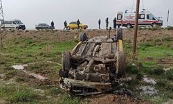 Van'da İran plakalı otomobil kaza yaptı: 1 yaralı