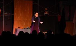 “Filistin Hakkında Konuşmalıyız” tiyatro gösterisi sahnelendi
