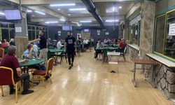 İzmir’de kumarhane baskını