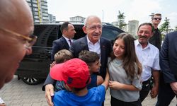 Kılıçdaroğlu, Babalar Günü'nde deprem bölgesine ziyarette bulundu