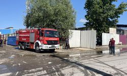 Sakarya'da geri dönüşüm tesisinde yangın