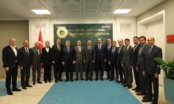 Konya protokolü Mehmet Özhaseki’yi ziyaret etti