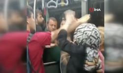 Kadın yolcular arasındaki kavga kamerada