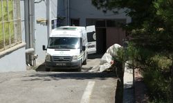 Tartıştığı eşini 30 bıçak darbesiyle katletti