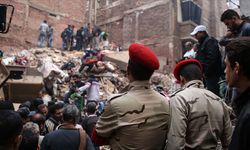 Bina çöktü: 9 kişi hayatını kaybetti