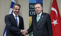 Cumhurbaşkanı Erdoğan, Miçotakis ile bir araya geldi