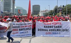 GENEL-İŞ üyelerinden iş bırakma eylemi