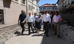Vali Özkan ve Başkan Altay, restorasyon çalışmalarını yerinde inceledi
