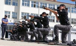 Kadın polis adayları zorlu eğitim sürecinden geçiyor