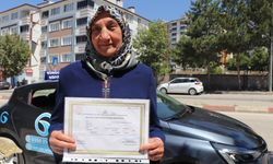 43 yıllık eşi için 67 yaşında ehliyet sınavına girdi