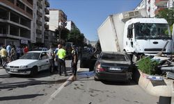 Yozgat’ta freni patlayan kamyon dehşet saçtı