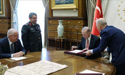 Cumhurbaşkanı Erdoğan YAŞ kararlarını imzaladı