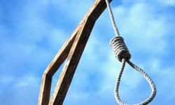 İran'da bir polisi öldüren mahkum idam edildi