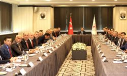 Bakan Özhaseki, ticaret ve sanayi odası başkanlarıyla buluştu