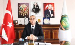 Yunak Belediye Başkanı Konak, Cumhuriyet Bayramını kutladı