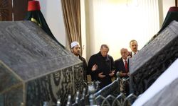 Erdoğan, Sultan II. Abdülhamid Han'ın türbesini ziyaret etti