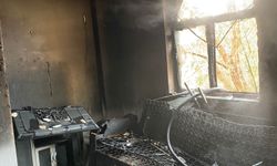 Ateşle oynayan çocuk evi yaktı