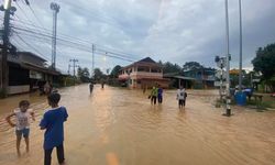 Tayland’ın güneyinde sel felaket